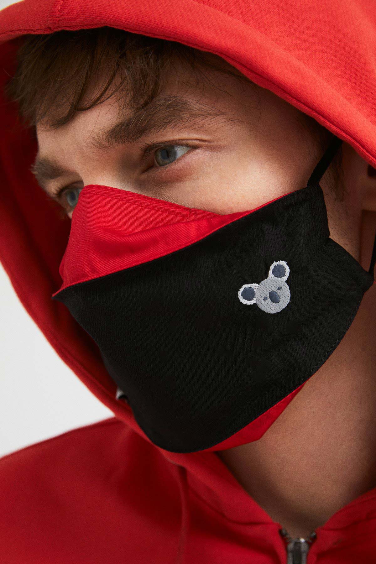 Koala Mask - Red Black