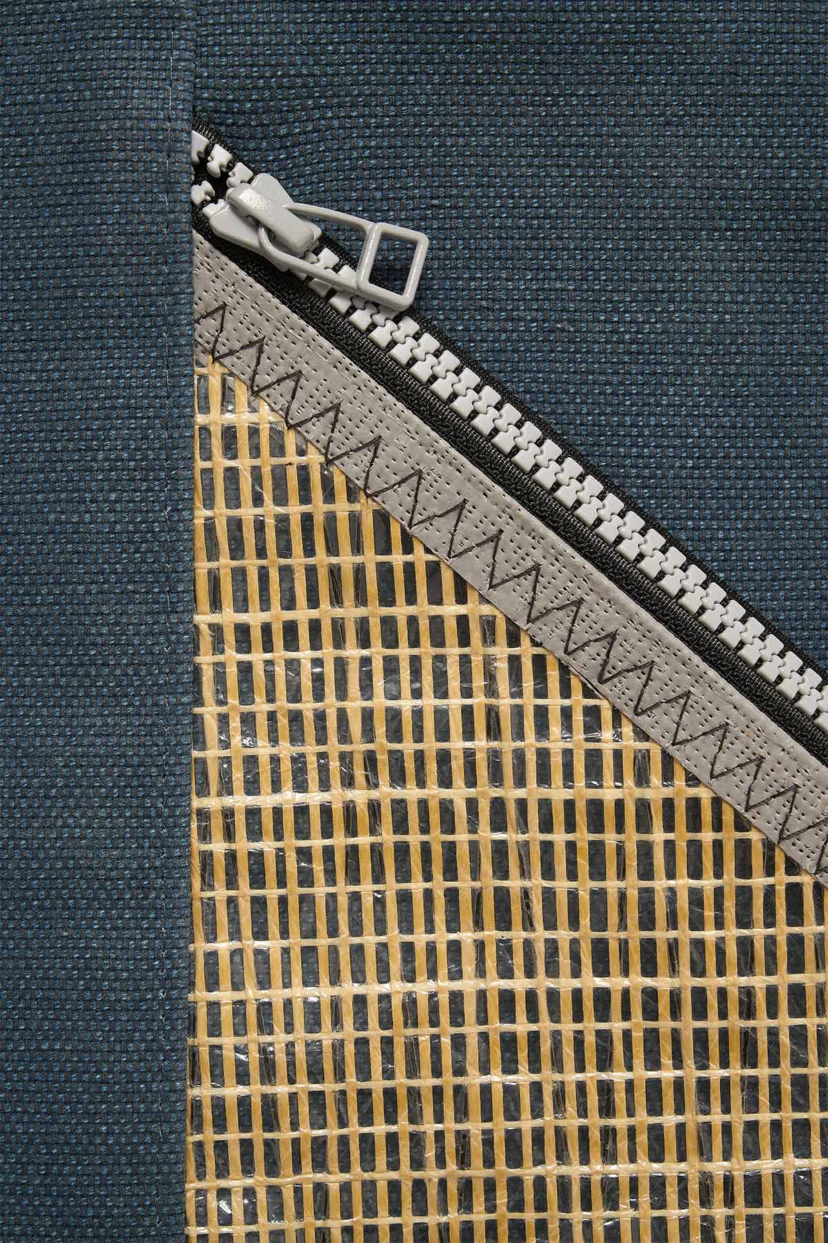 huner - Flock Zipped Pouch